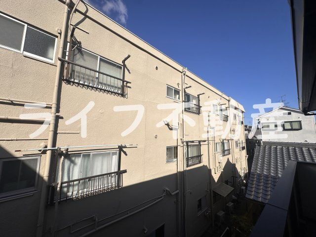 ラピス横小路の展望