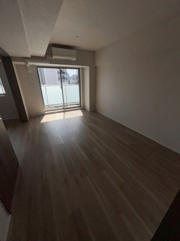 JMFレジデンス浅草橋三丁目の居間・リビング