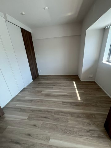 JMFレジデンス浅草橋三丁目の洋室