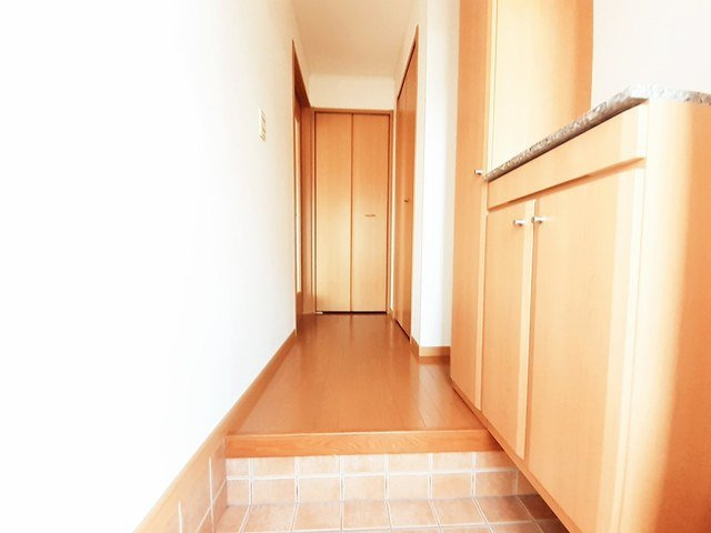 プロムナードＦ　Ⅰ棟の玄関