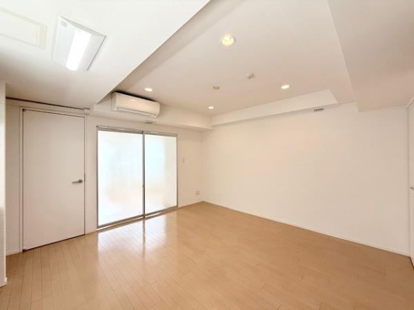 KDXレジデンス西原の居間・リビング