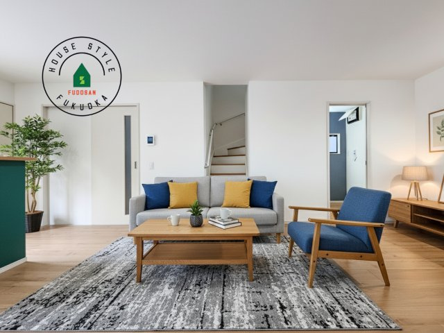 福岡市城南区堤1丁目第2-2棟（2号棟）の居間・リビング|明るく開放的なリビングダイニングは豊かな陽光が注ぎ込み、やすらぎの空間を演出してくれます。ご家族で楽しいひとときをお過ごし下さい。※家具はCGを合成したものです。