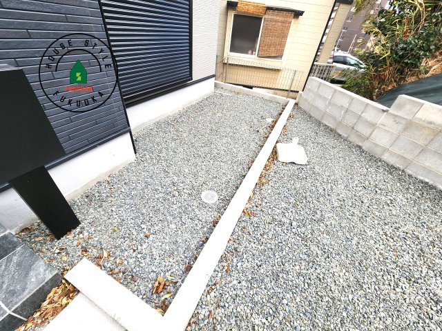 福岡市城南区堤1丁目第2-2棟（2号棟）の庭|お庭で自由な時間を過ごせます。