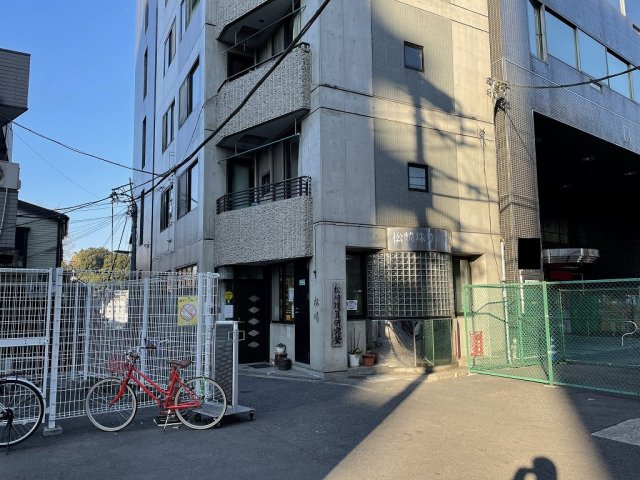 松崎ビルの外観