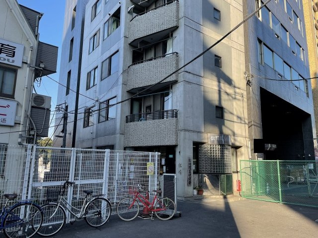 松崎ビルの外観