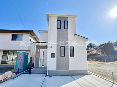 【外観】 | 三島市萩 新築一戸建て A号棟 | おしゃれな外観です