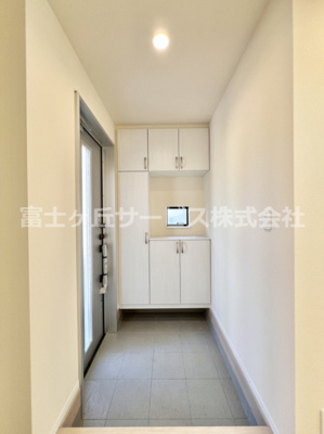 【玄関】 | 三島市萩 新築一戸建て A号棟 | 毎日通る玄関はこちらです