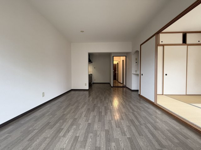 シャルム箕面の居間・リビング