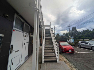 【独立洗面台】 | レオパレスラ・ポール | 外観