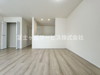 【キッチン】 | 静岡市駿河区向敷地4丁目 14期 新築一戸建て B号棟 | キッチン正面です
