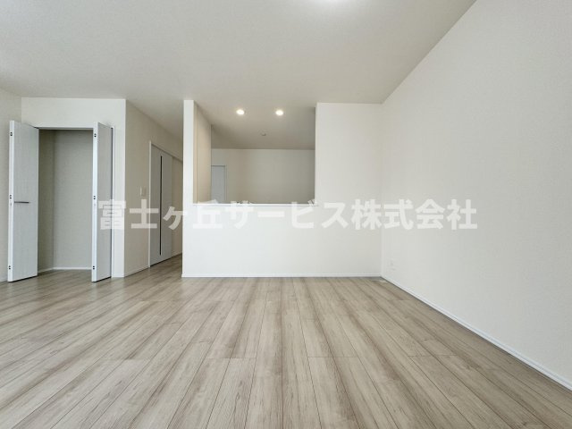 【キッチン】 | 静岡市駿河区向敷地4丁目 14期 新築一戸建て B号棟 | キッチン正面です