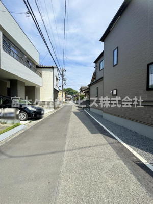 【前面道路含む現地写真】 | 静岡市駿河区向敷地4丁目 14期 新築一戸建て C号棟 | 前面道路含む現地写真です