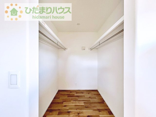 【収納】 | つくば市今鹿島　中古戸建 | ママに人気のウォークインクローゼット付き！
コートやジャケットはもちろん、季節物や布団なども全部収納できちゃいます(^^)/