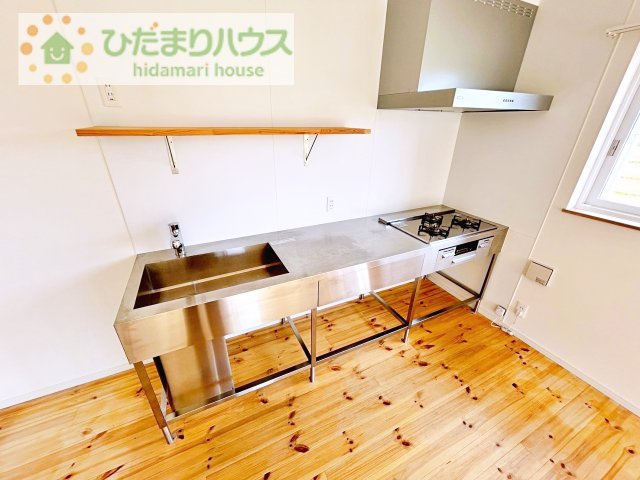 【キッチン】 | つくば市今鹿島　中古戸建 | 3口コンロでお料理する時間も短くなりそうですね(*‘∀‘)
