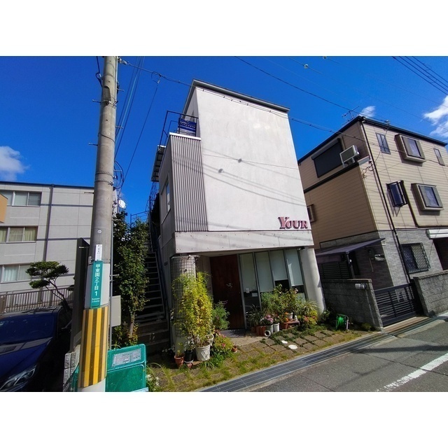 ジェムコートの外観