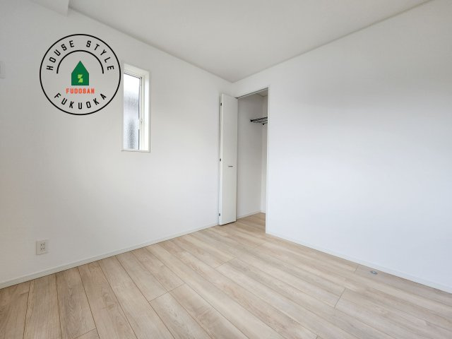 福岡市西区今宿東3丁目第10-6棟(1号棟)の内観：施工例|元気いっぱいのお子様が活躍するお部屋です。