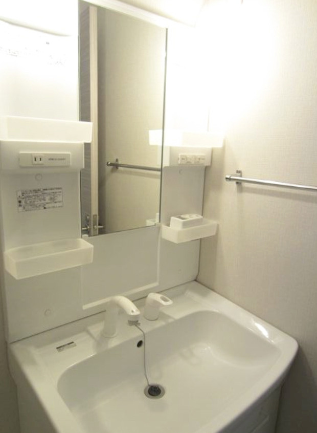 レジデンスサルバトーレの洗面所