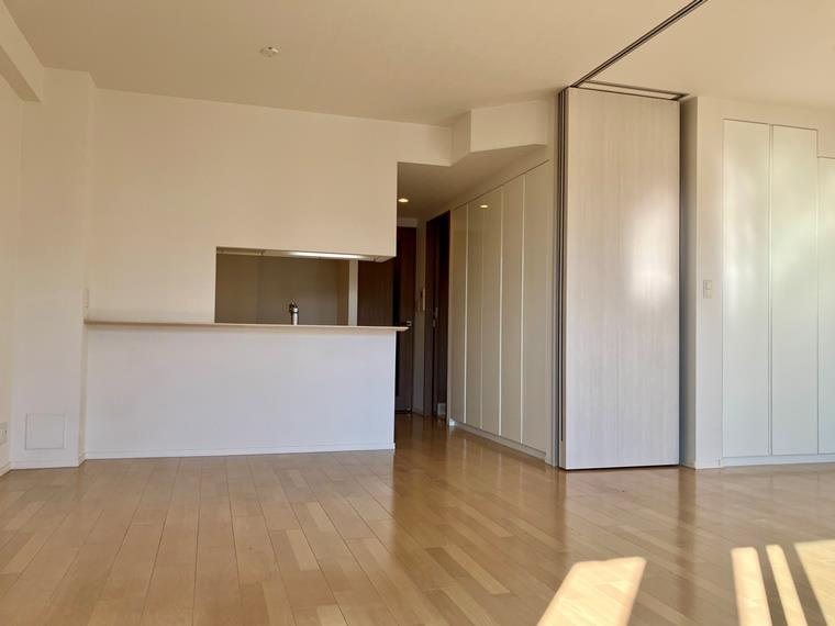 シャリエ朝霞の居間・リビング