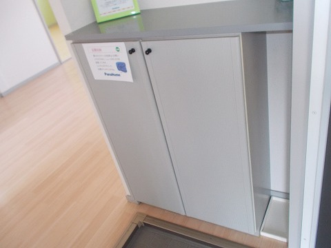 サンビレッジブライト Aの玄関