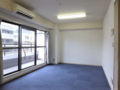 【居間・リビング】 | 三田富洋ハイツ | ※2018年7月撮影