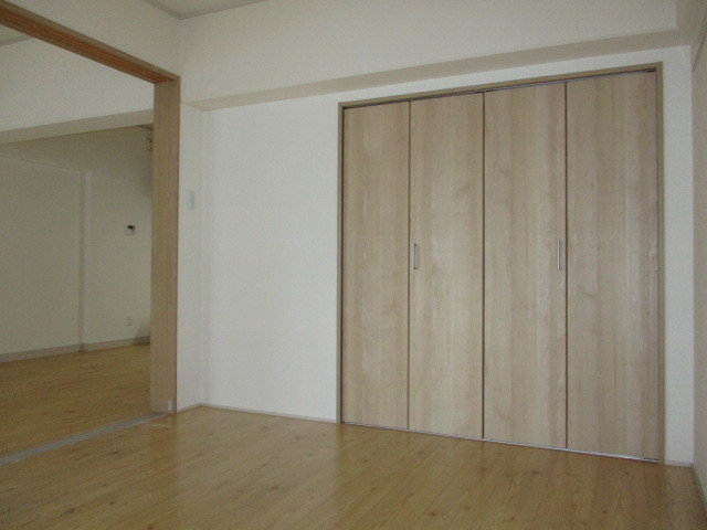 センチュリーアスカ3の居間・リビング