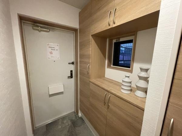 朝日クレス・パリオ仲池上の玄関