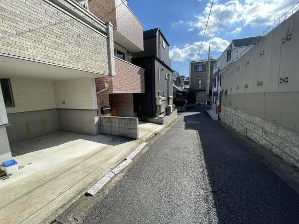 【前面道路含む現地写真】 | 現地（2025年10月）撮影