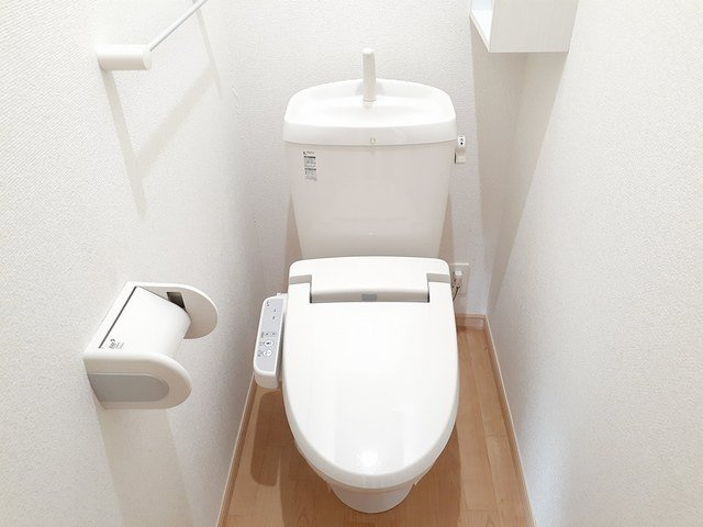 リラリード　Ａのトイレ|清潔感のあるトイレです