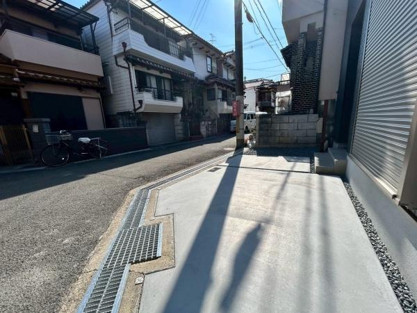【駐車場】