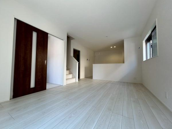 【居間・リビング】