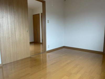 【洋室】 | パープル