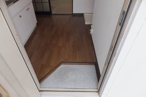 【玄関】