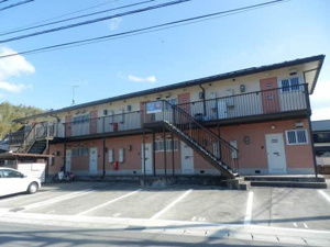 松江市菅田町のアパートの画像