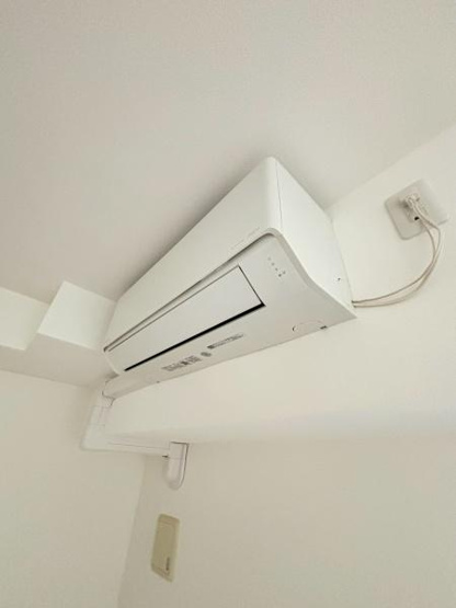 【設備】 | ドルチェヴィータ | エアコン（別のお部屋のものです）
