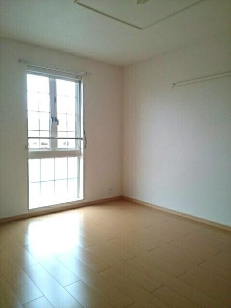 フォルシュ　アンジュ　２の洋室