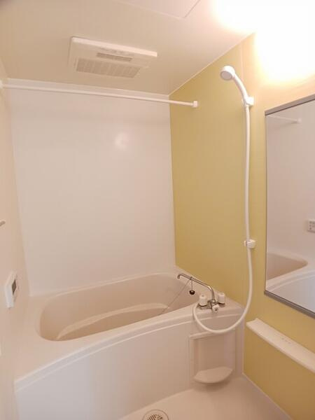 おおぎガーデン１の浴室