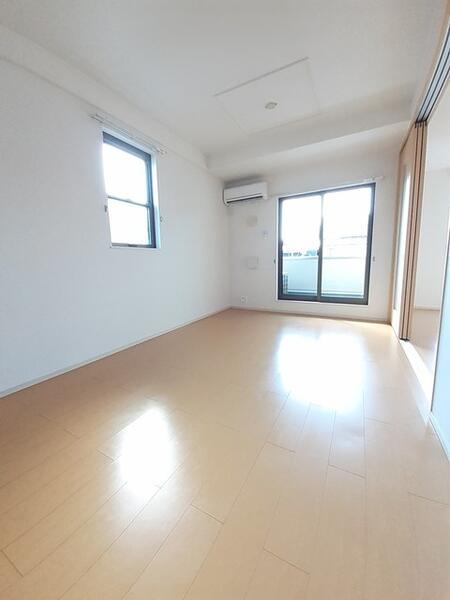 ソレイユ　２の居間・リビング