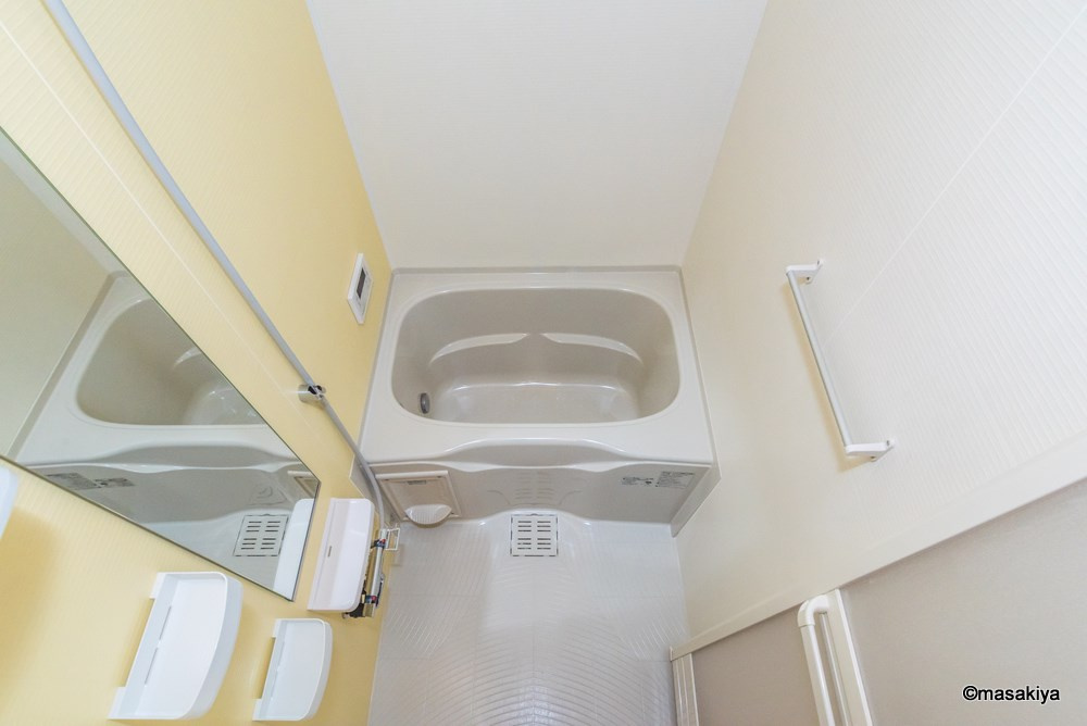 ペニーレインの浴室|お風呂　追い焚き・浴室乾燥機付きです。