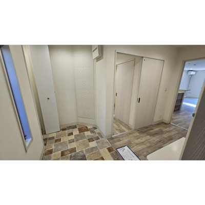 【玄関】 | アウトゥーノ | 玄関