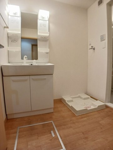 【洗面所】 | オ・ソレイユ