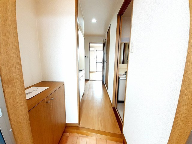 グランベールＭａｋｏｔｏの玄関