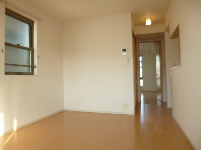 ロード　ハママチＡの居間・リビング