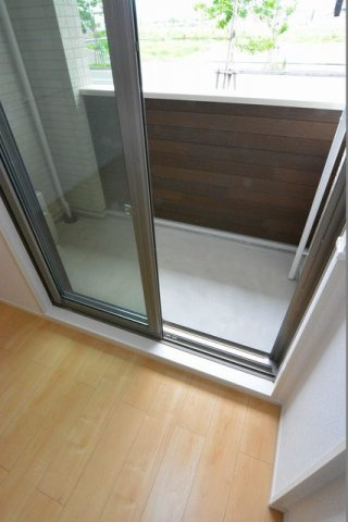 ＡＲＭＡＧＮＡＣ　Ａのバルコニー