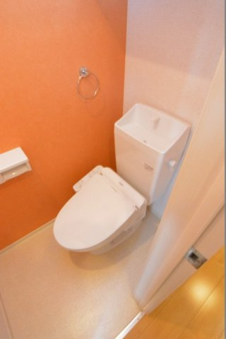 ＡＲＭＡＧＮＡＣ　Ａのトイレ