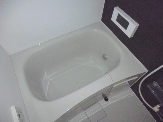 アント・クラントの浴室|追い炊きバス