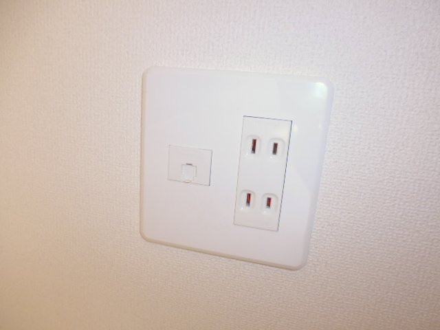 アント・クラントの設備
