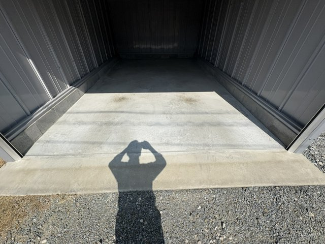 岩屋倉庫の内装|土間の状態