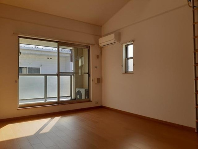 【居間・リビング】 | メゾン・アルモニー