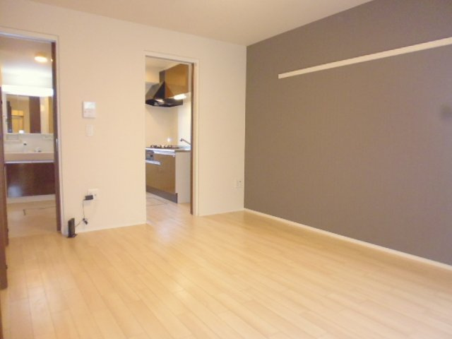 ラ・ルーチェｍｏｍｏの内装|洋室