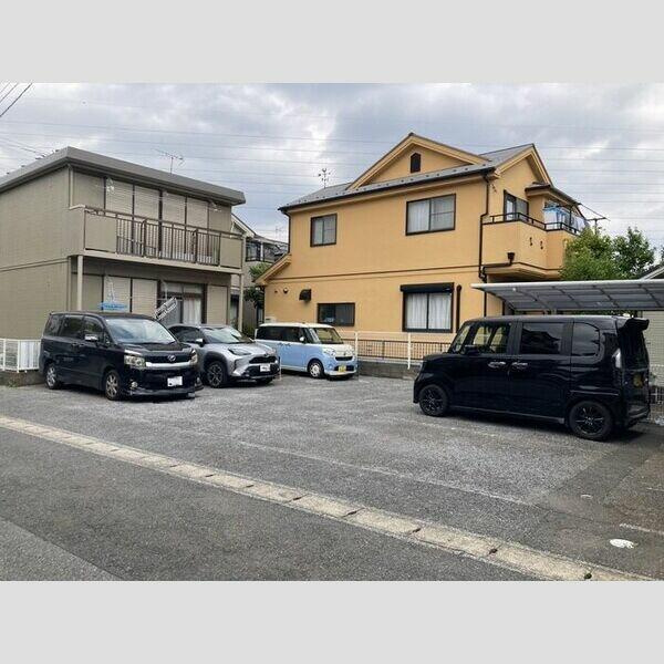 クロノス八ヶ崎の駐車場|駐車場 